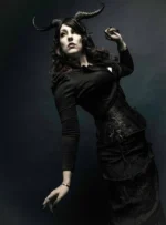 hourglass corset , underwire corset , under boob corset , cupless corset