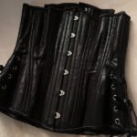 hourglass corset , underwire corset , under boob corset , cupless corset