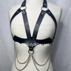 Gothic Leather Body Harness with Chains Bat Wing Chest Harness Adjustable Black Faux Leather Bondage Top Festival & Cosplay Costume Lingerie
